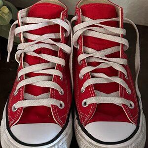 Red Converse Chuck Taylor All Star High-Top Unisex Women's 6 Men's 4